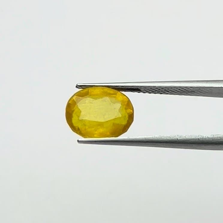 Yellow Sapphire | 5.25 Ratti