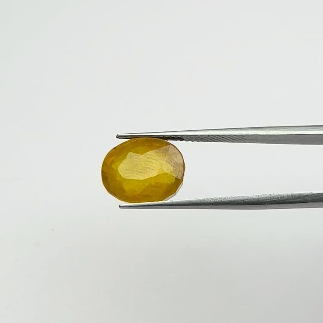 Yellow Sapphire | 10.50 Ratti