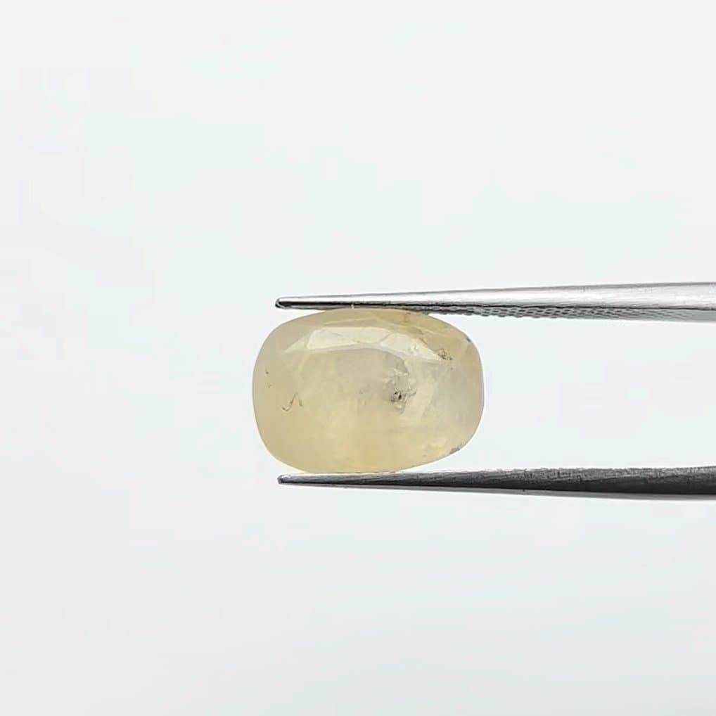 Yellow Sapphire | 6.00 Ratti