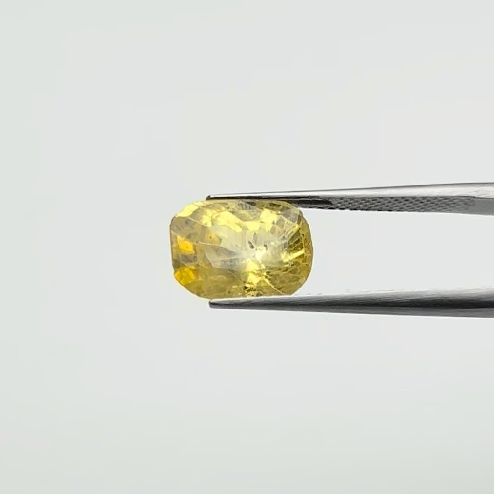 Yellow Sapphire | 5.00 Ratti