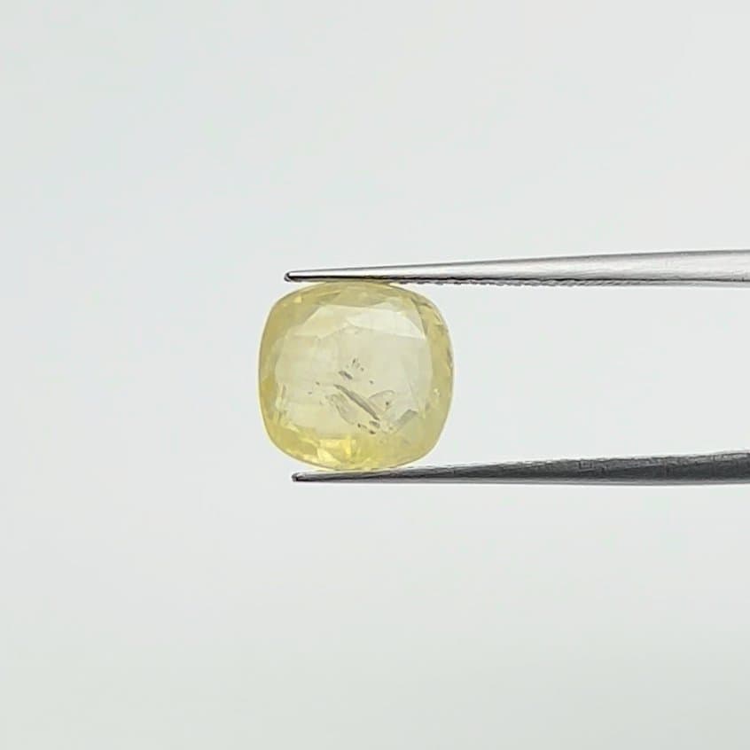 Yellow Sapphire | 5.50 Ratti