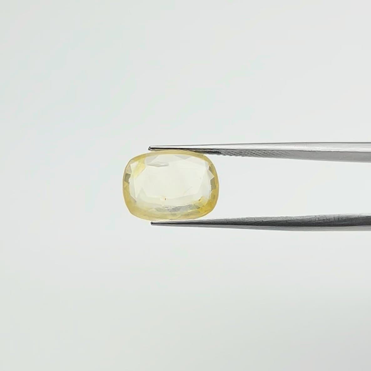 Yellow Sapphire | 5.50 Ratti
