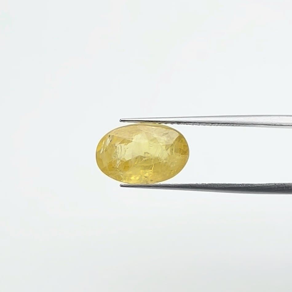 Yellow Sapphire | 7.50 Ratti