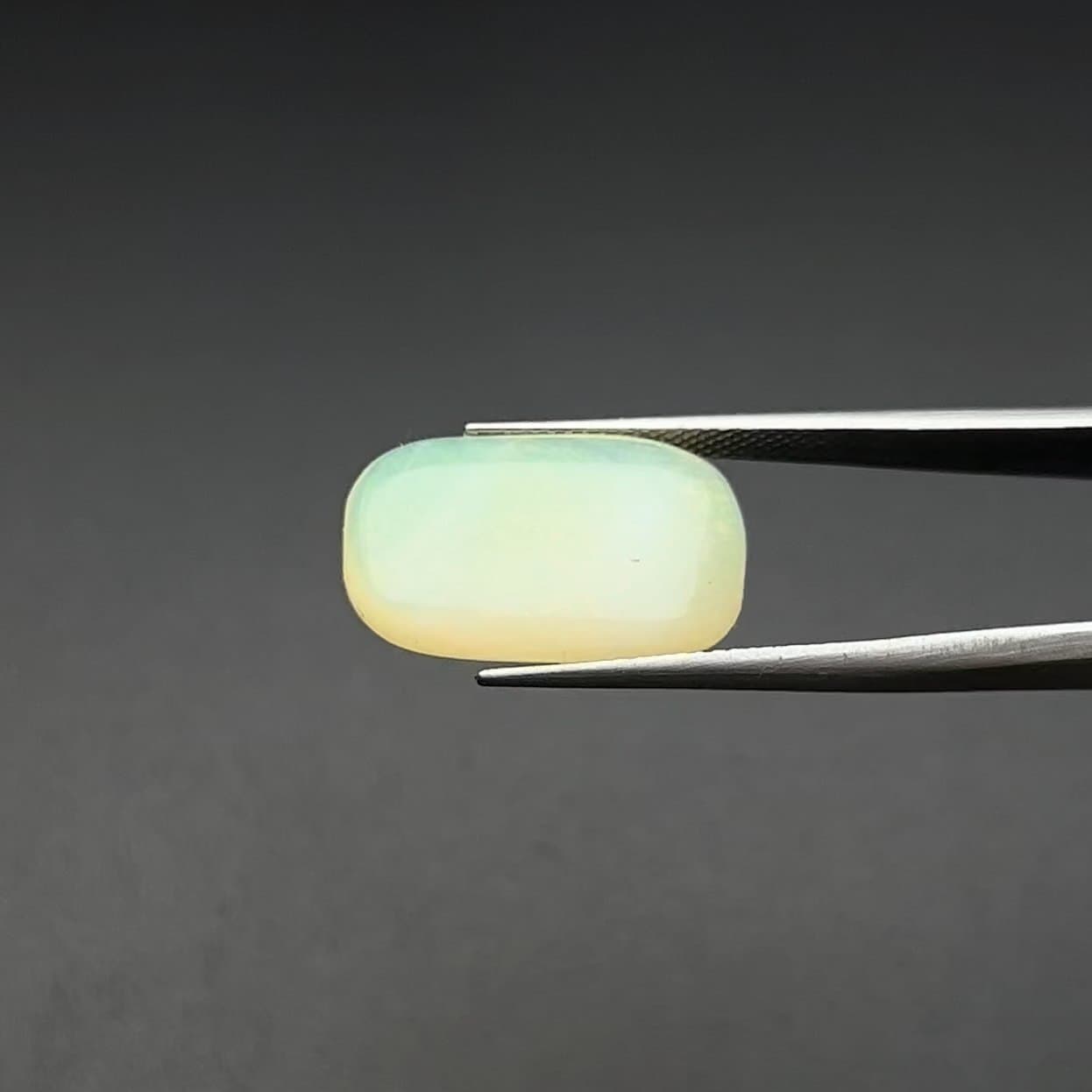 Fire opal I 12.00-Ratti