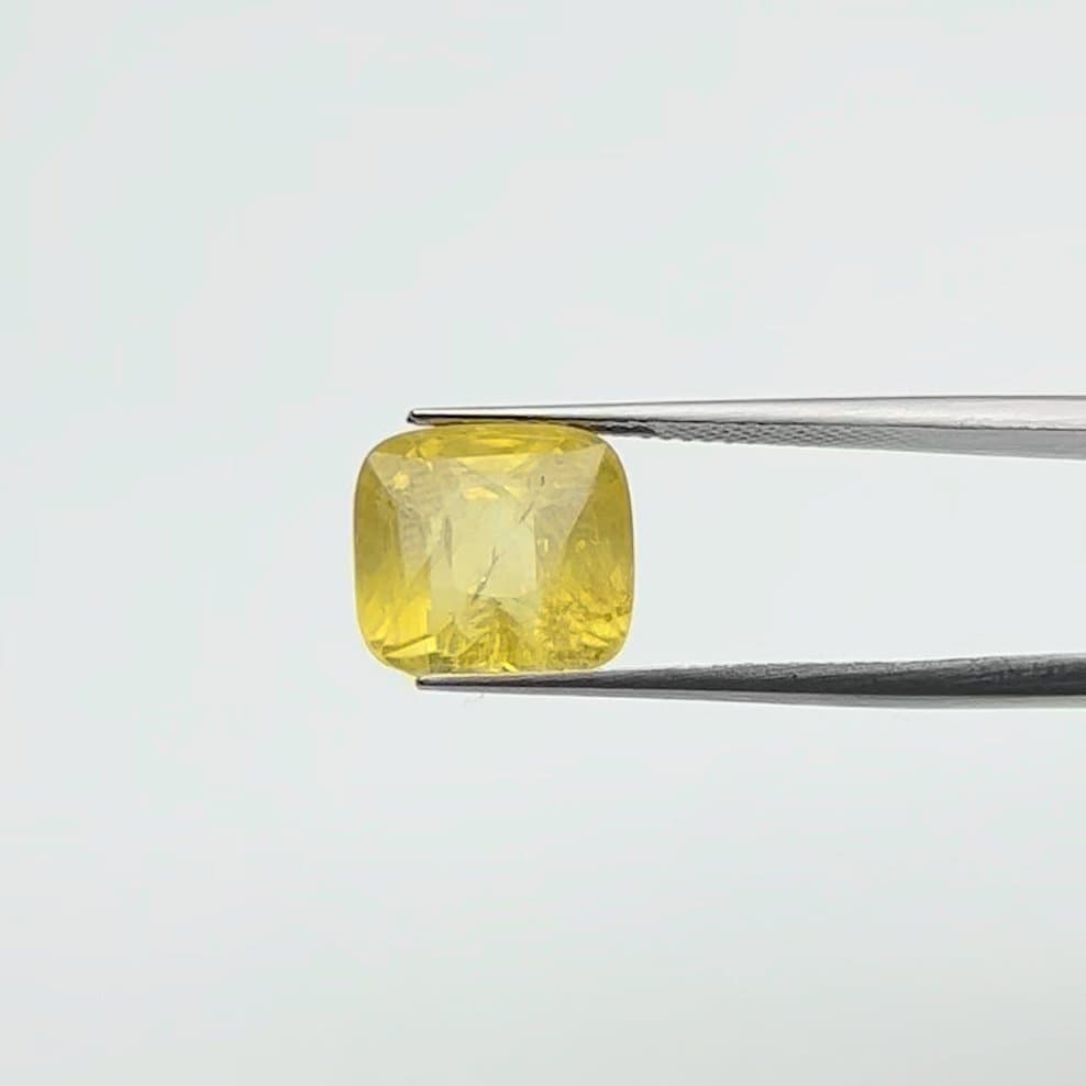 Yellow Sapphire | 10.00 Ratti