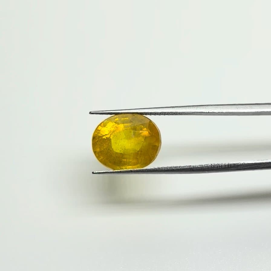 Yellow Sapphire | 9.50 Ratti