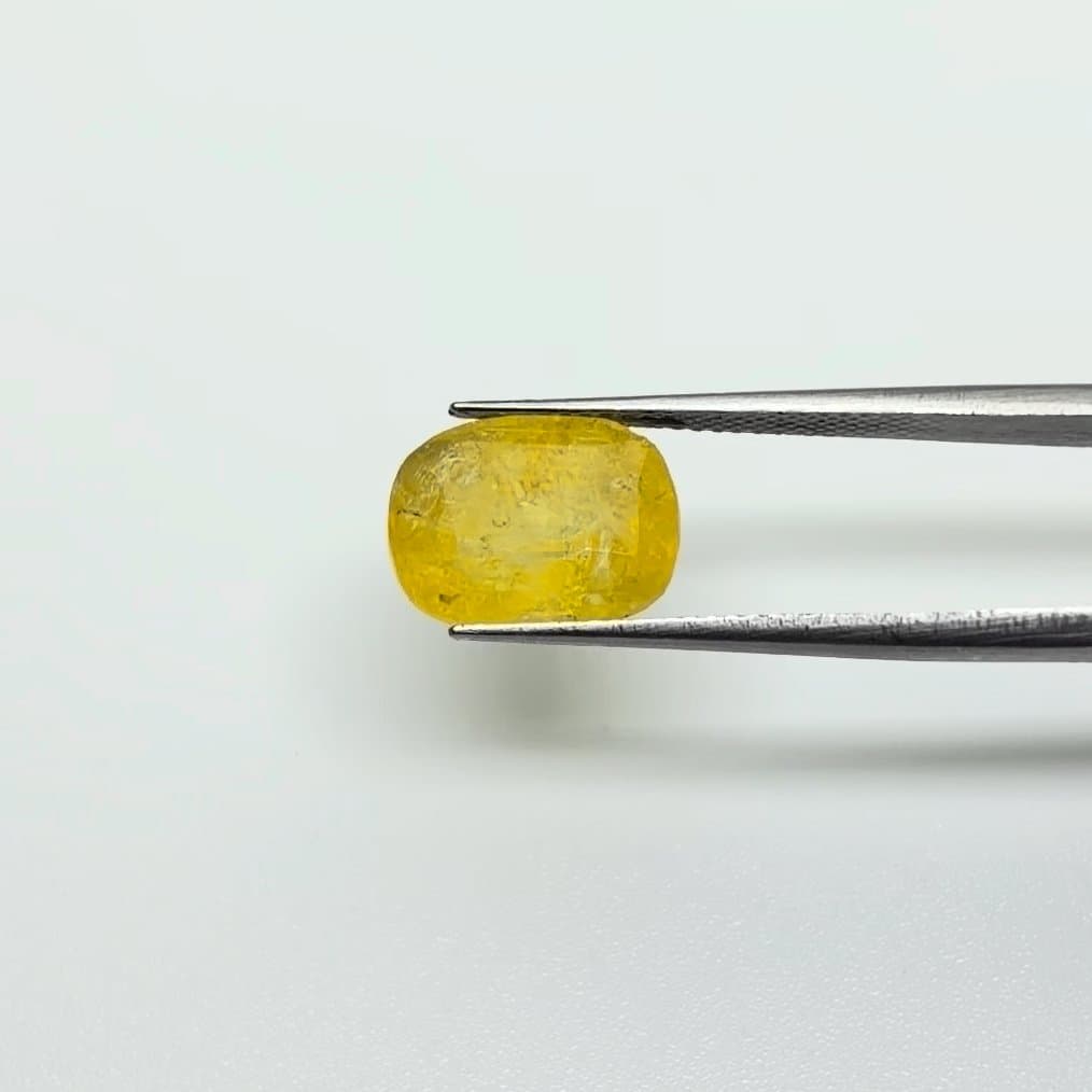 Yellow Sapphire | 7.25 Ratti