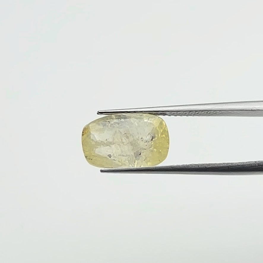 Yellow Sapphire | 6.00 Ratti