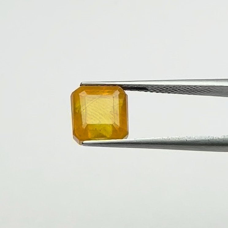 Yellow Sapphire | 6.75 Ratti