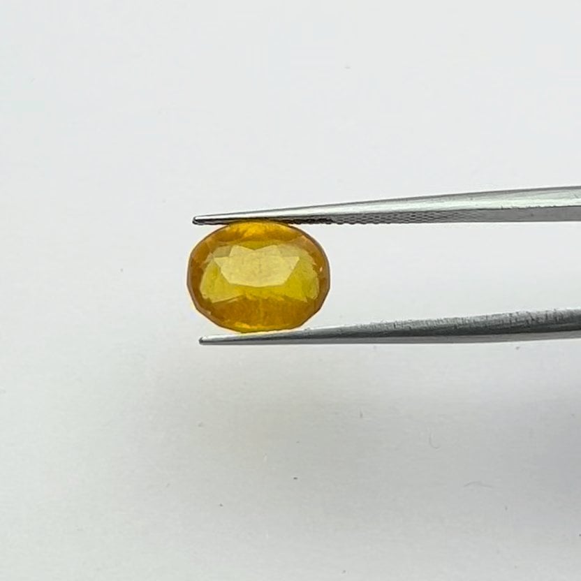 Yellow Sapphire | 5.75 Ratti