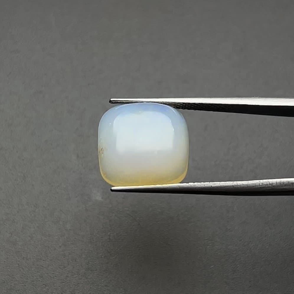 Fire opal I 7.50-Ratti